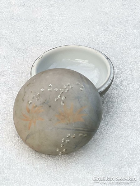 Rare Herend stone-effect bonbonier Bakos éva with matte glaze and mysterious hazy dandelion pattern