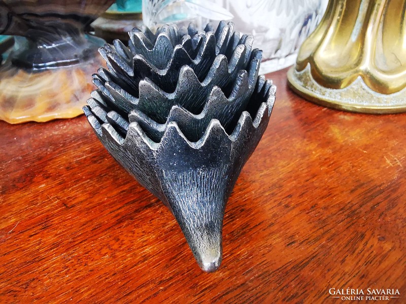 Walter bosse design, hedgehog ashtray, offering