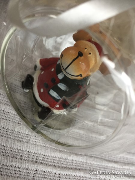 Rénszarvas kabala figura üveg gömbben a karácsonyfára, üvegdísz (76)
