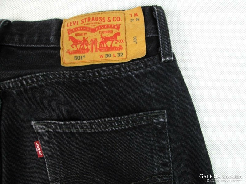 Original Levis 501 (w30 / l32) men's jet black jeans