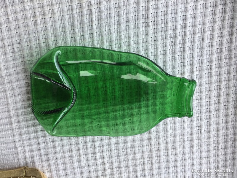 Green fused glass bowl, handmade (76)