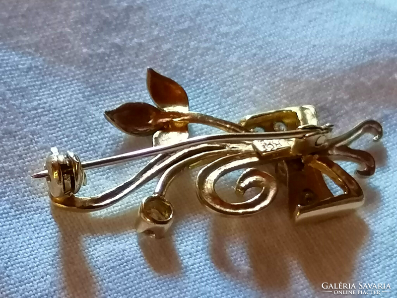 Vintage, 14 carat gold very nice flower brooch 2.