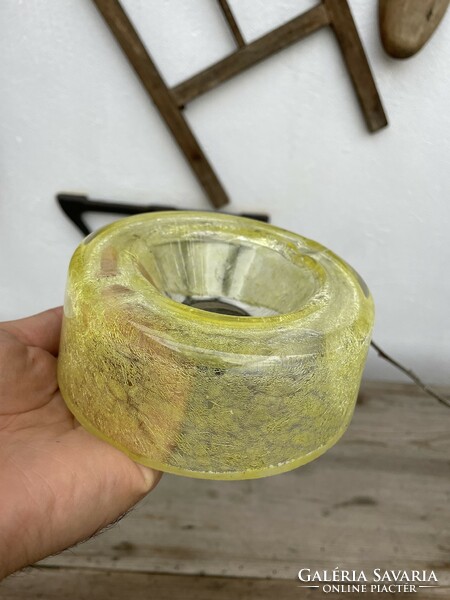 Hamutartó sárga citromsárga  repesztett Fátyolüveg fátyol karcagi berekfürdői üveg hamutartó hamus