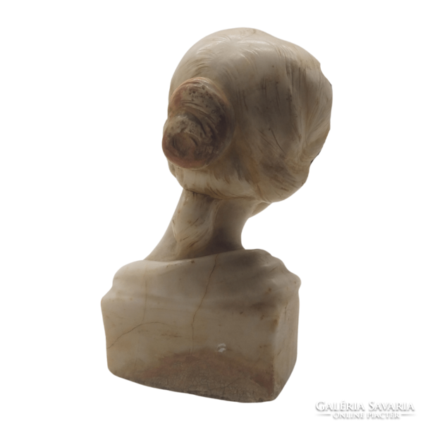 Marble female bust with halo inscription m00854
