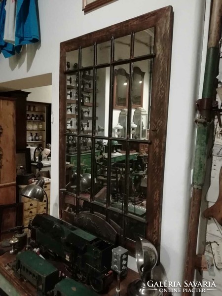 Ipari stílusú tükör, fa vintage kerettel, egyedi készítésű loft tükör, nagy méretű