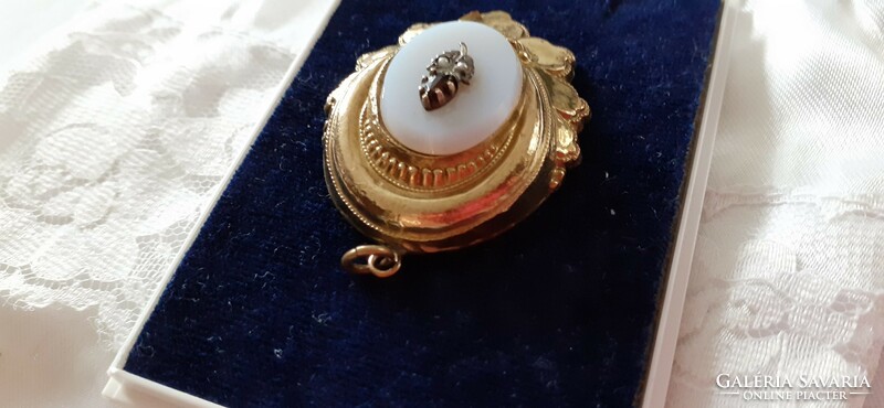 Antique batok silver pendant