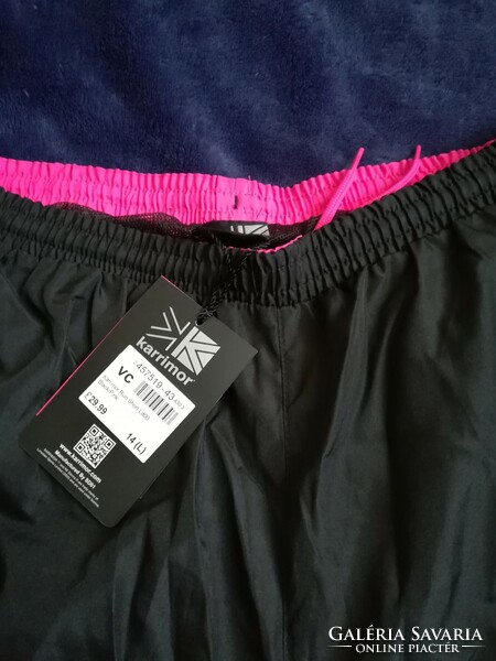 Karrimor new original shorts for sale! In size L!