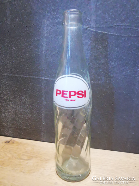 1982es Pepsi üveg