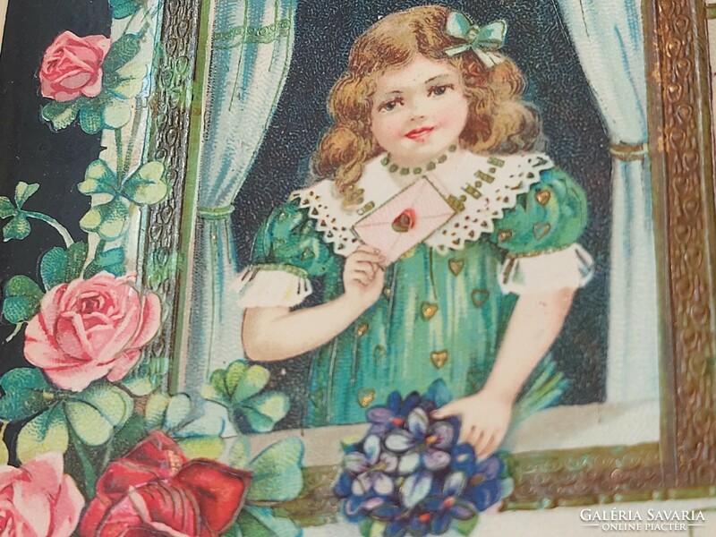 Régi képeslap dombornyomott levelezőlap kislány lóhere rózsa