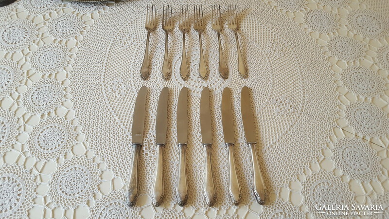 Gr 90 marked, silver-plated dinner cutlery set 12 pcs.