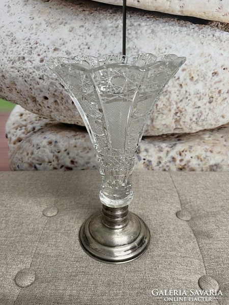 Crystal vase with silver base a60
