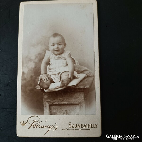 Child photo from the early 1900s