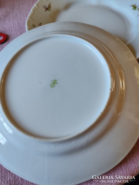 Zsolnay porcelán lila barackvirág mintás lapos tányér