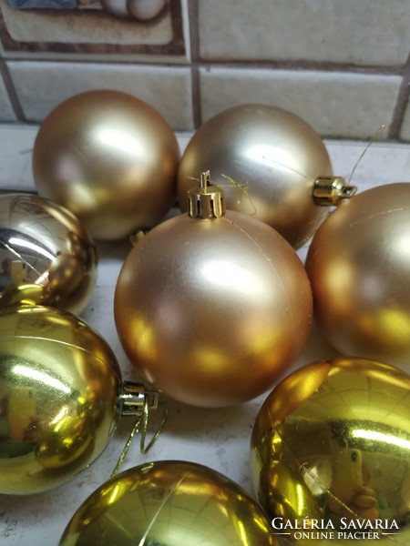 Retro karácsonfadísz eladó! Arany gömb, karácsonyfa dísz eladó!