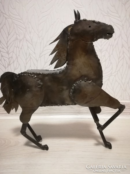 Make an offer!! A wonderful work of art about a horse, a work of art welded from metal alloy.