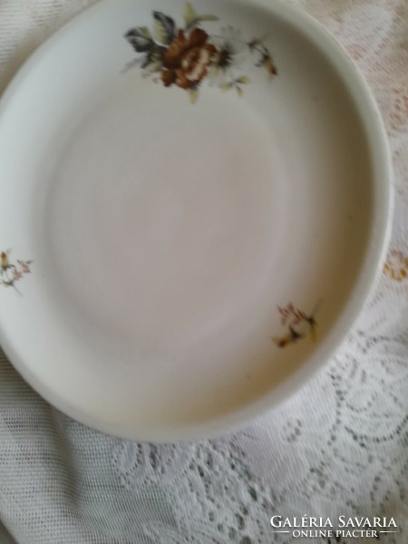 Raven House plate with brown flowers