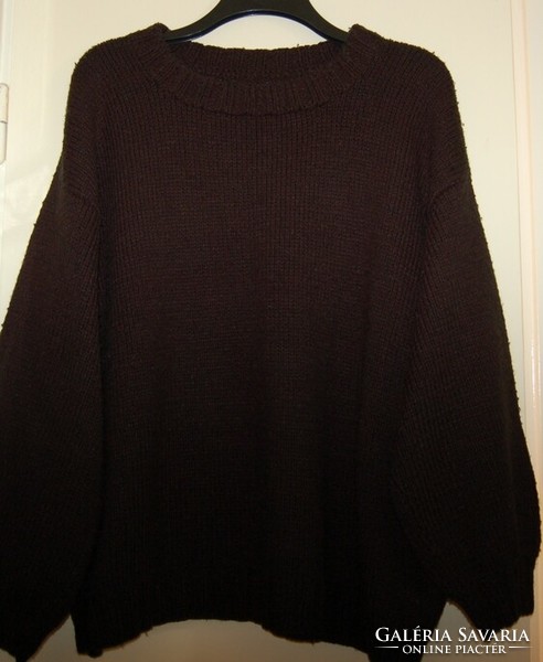 Oversize unisex vastag kezikotott  egyszeru sima  fekete pulover