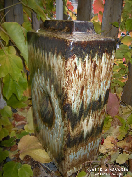 Large pyrogranite vase, floor vase designed by Zsolnay György Kürtös