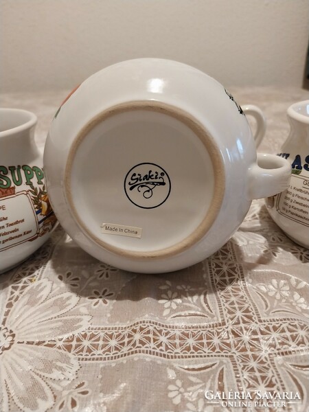 Kétfülű, német feliratos leveses csésze