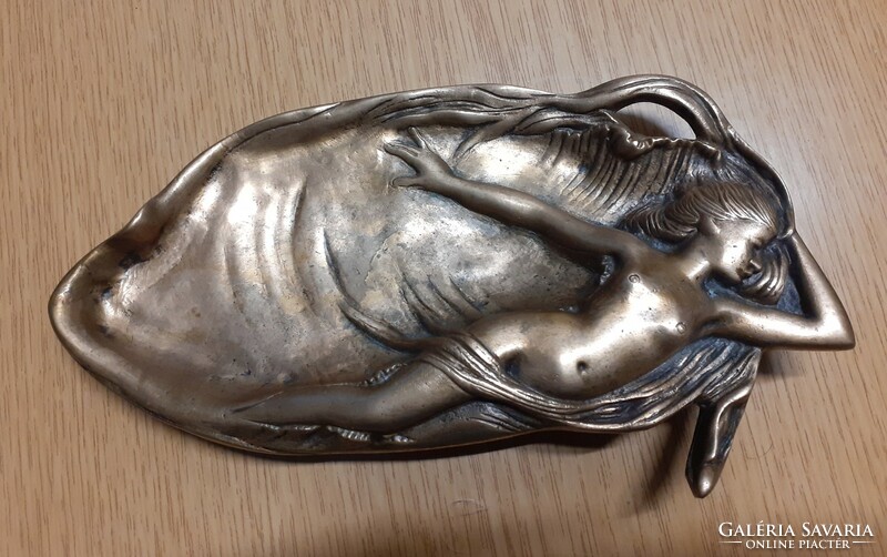 Old nude cast bronze business card holder ashtray