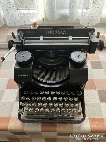 Orca desktop typewriter