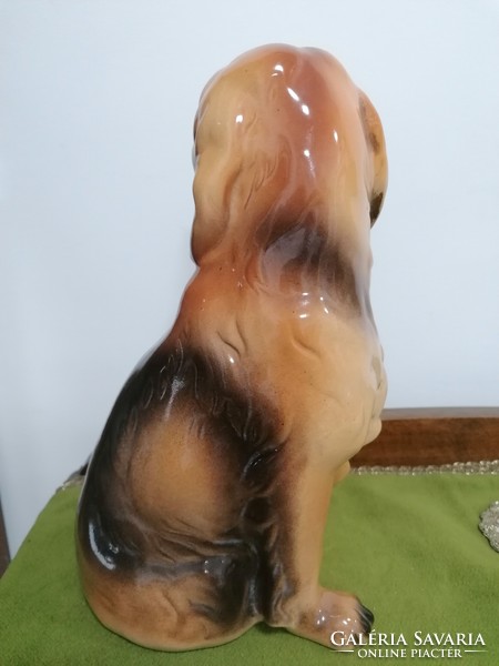 Gyönyörű nagyméretű kutya szobor