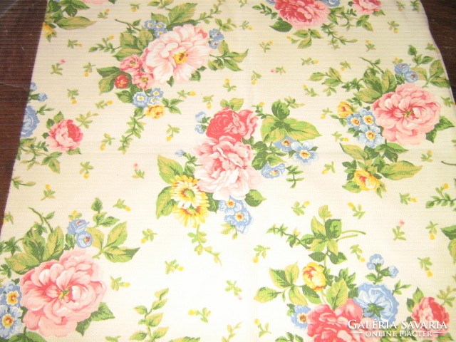 Beautiful vintage rosy decorative pillow cover