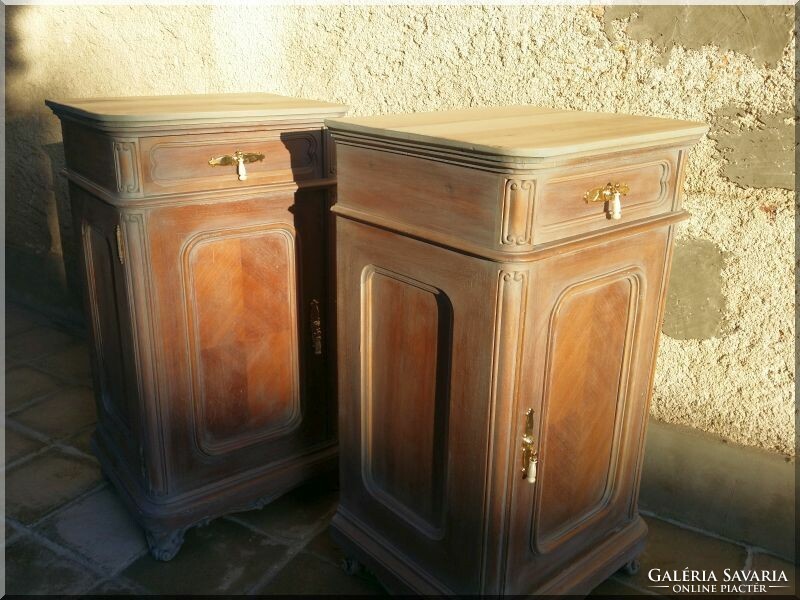 Neobaroque small cabinet
