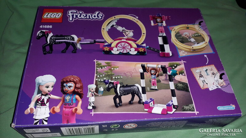 LEGO® Friends: Varázslatos akrobatika (41686) BONTATLANUL dobozával a képek szerint