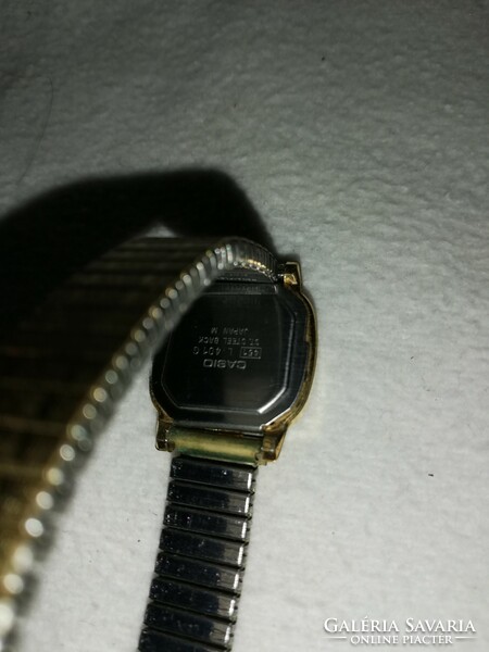 Retro Casio Quartz Japan női karóra