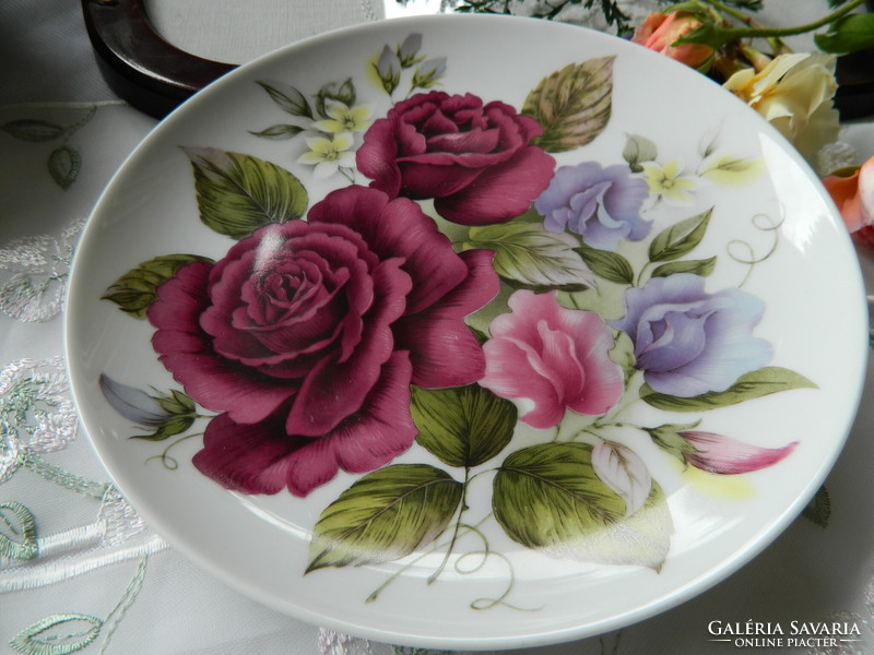 Beautiful floral plate, decorative plate, wall plate, kaiser