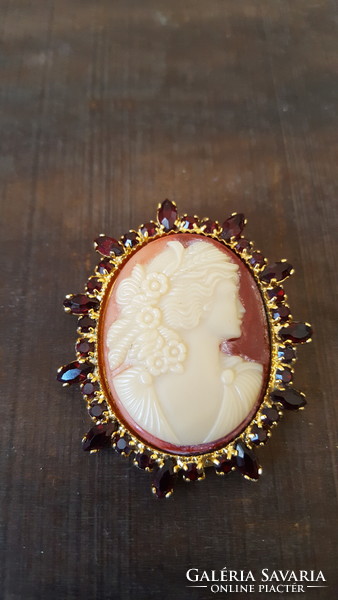 Beautiful cameo brooch with stones