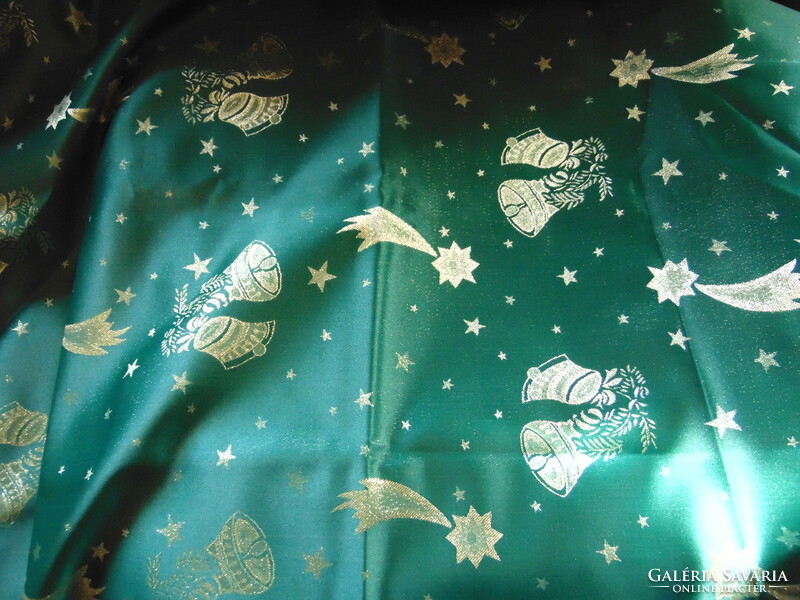 Christmas tablecloth / green background with gold metal thread / 165 x 260 cm oval