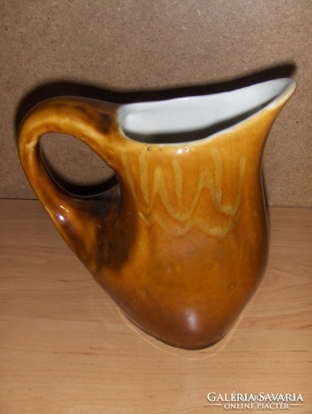 Ceramic jug spout 0.9 liters (11 / d)
