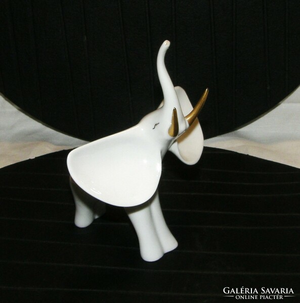 Elefánt Hollóházi porcelán - 16 cm