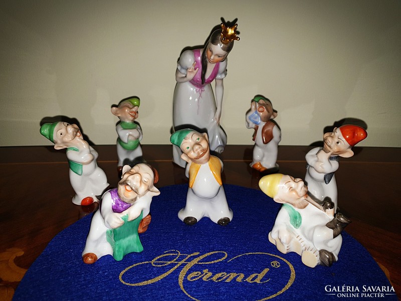 Immaculate Herend Snow White and the Seven Dwarfs
