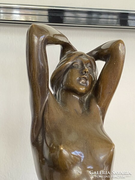 Kurtapataki Kóvás Pál female nude bronze statue