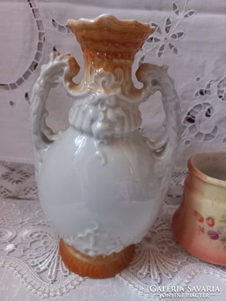 Fajansz váza 17x11 cm