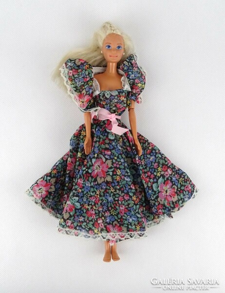 1J097 Mattel 1993 Barbie baba