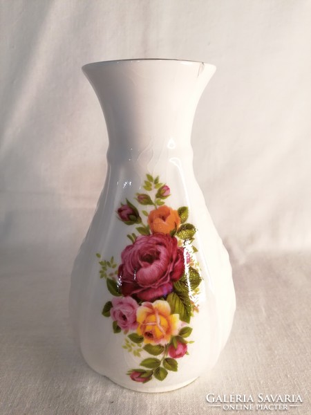 Norcroft fine bone china England, vase