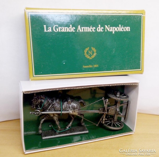 La Grande Armée de Napoléon - Austerlitz 1805. Harci szekeret vontató ló, dobozában, bontatlanul