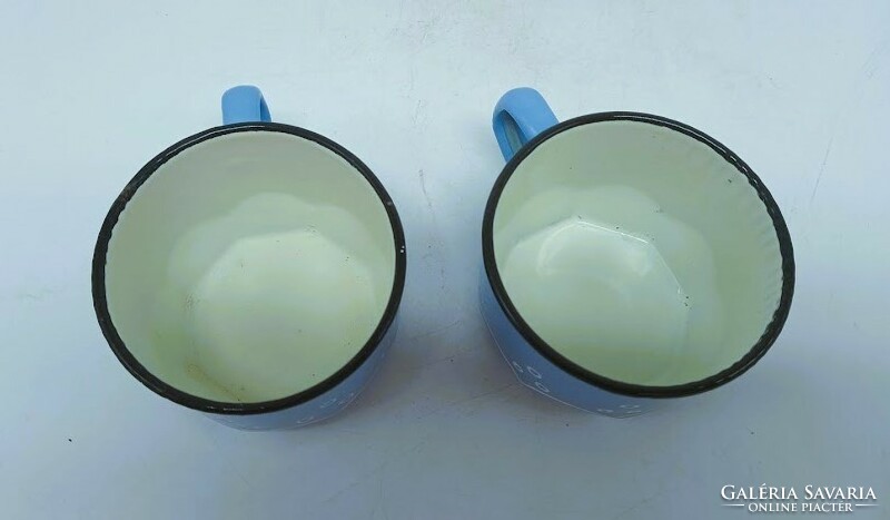 Retro zománc poharak párban, bögrék, 2 db egyben, 6 x 8,5 cm