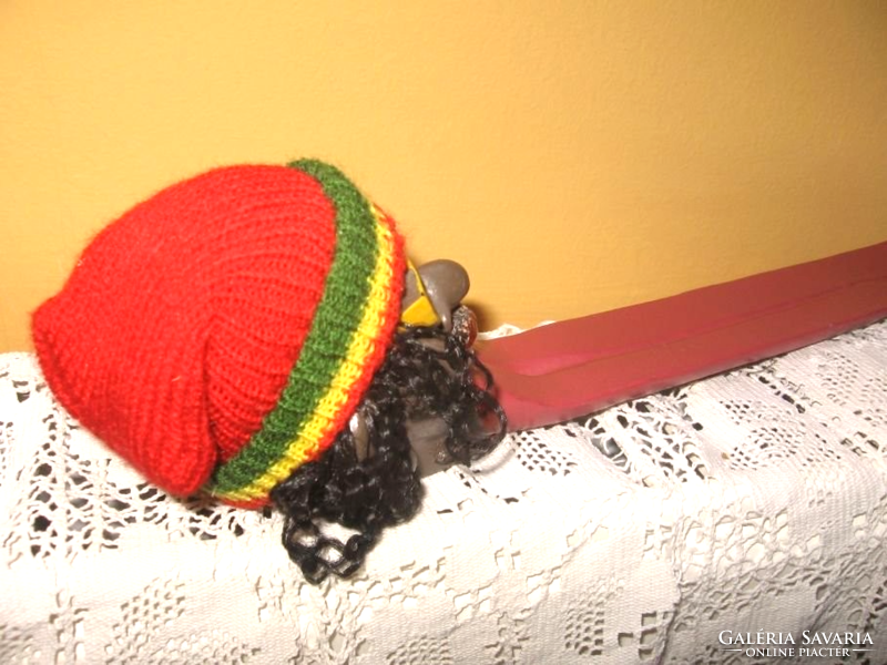 RASZTA  FÜSTÖLŐ reggae zene kedvelőknek