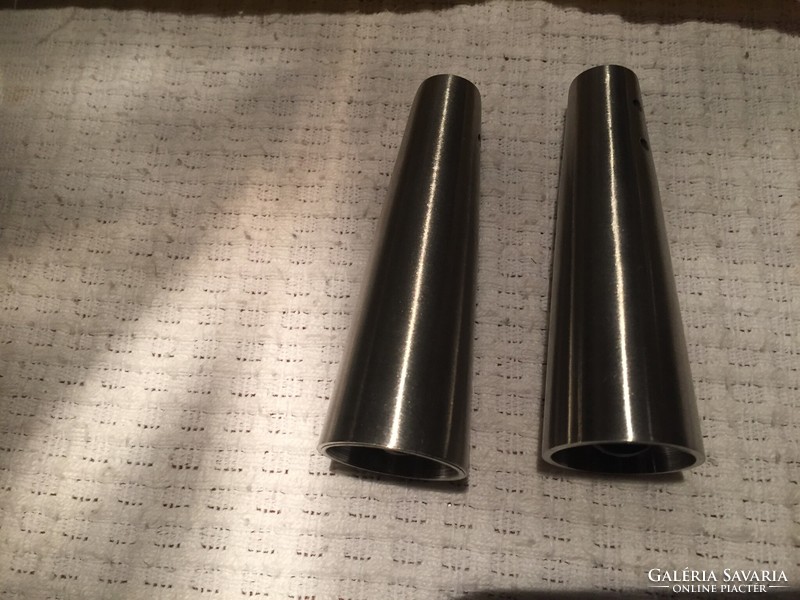 Stainless steel salt and pepper shaker with napkin holder (301)