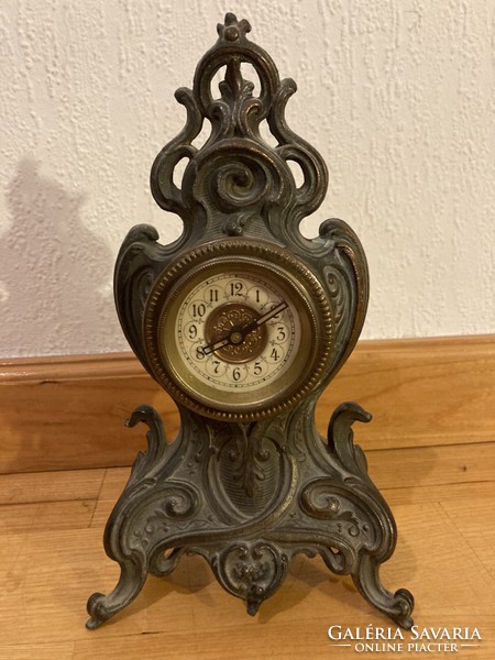 Bronze table clock