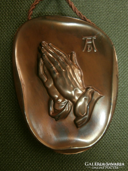 Imádkozó kezek- fali plakett
