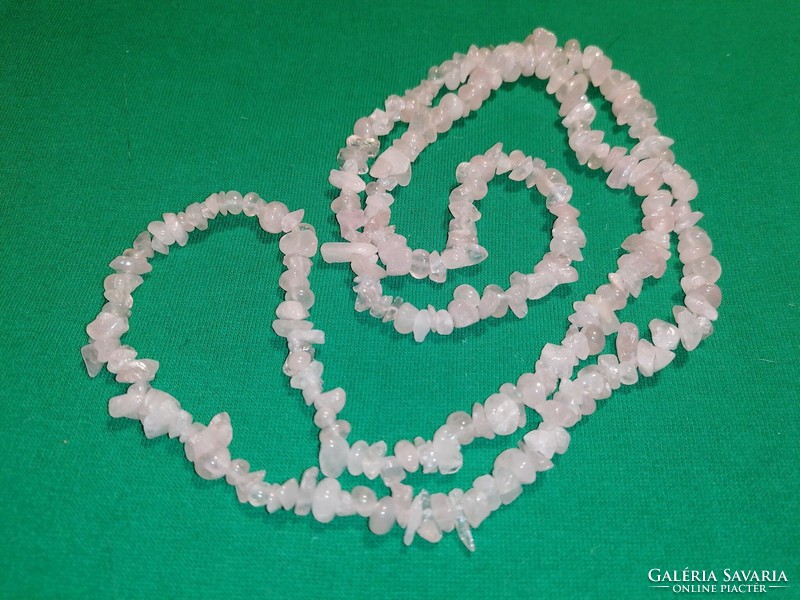 Rose quartz necklace (1009)