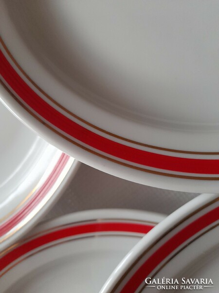 Zsolnay 19 cm dessert plates with red and gold borders