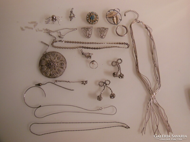 Jewelry - 18 pieces - silver-plated - brooch - necklace - etc. - Flawless