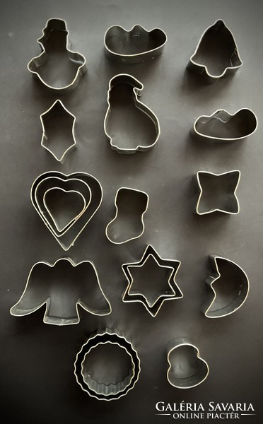 18 Gingerbread cookie cutters